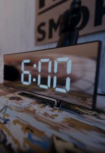 Постер сериала «День сурка или»